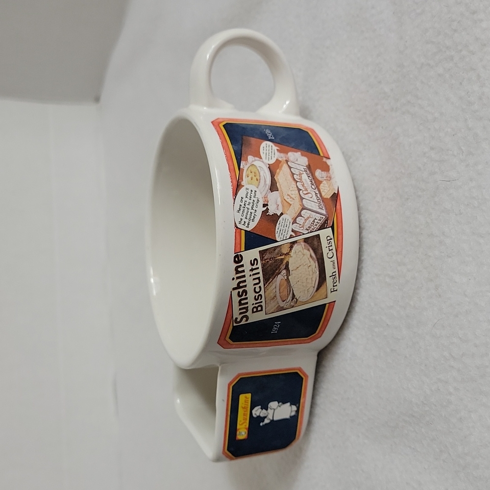 Vintage Sunshine Biscuit Soup & Crackers Mug
